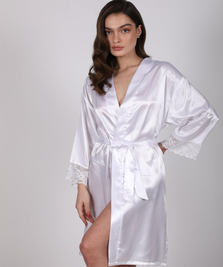 חלוק מיני סאטן עם תחרה