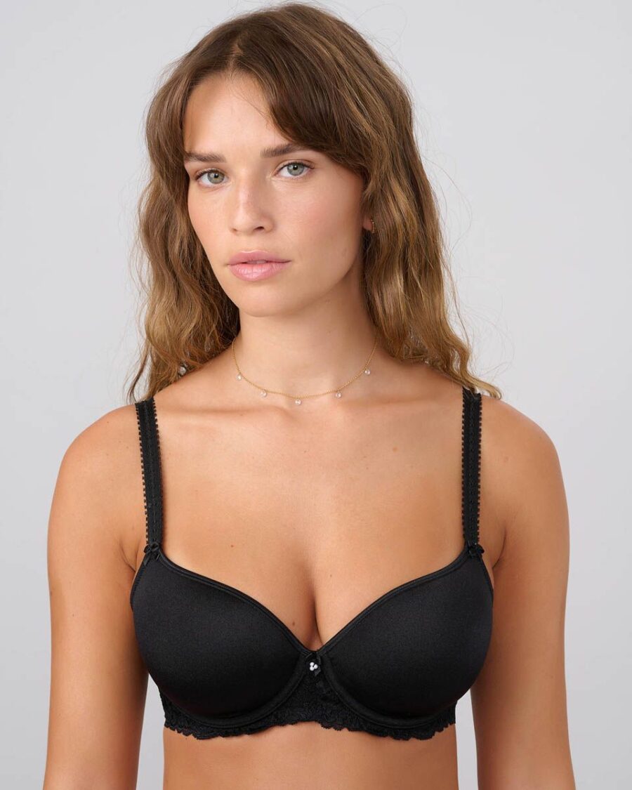 חזייה מרופדת עם ברזלים