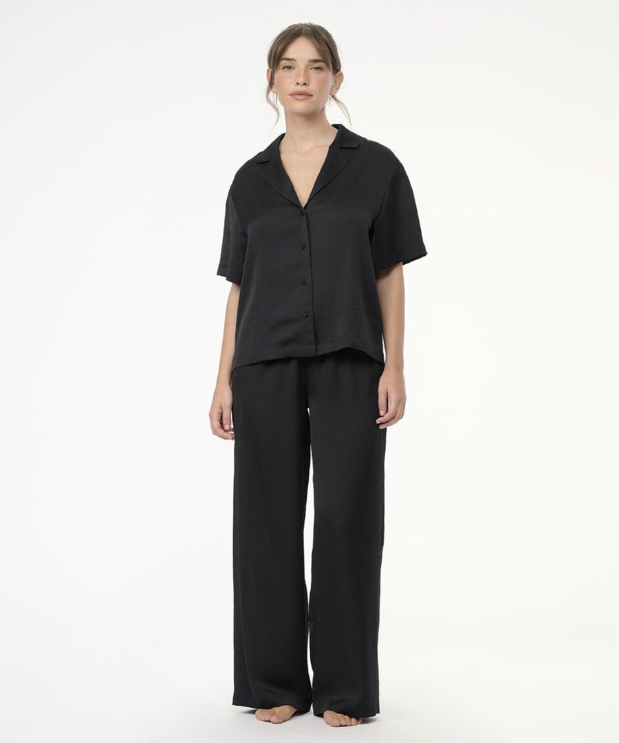 סט פיג'מה סאטן לנשים