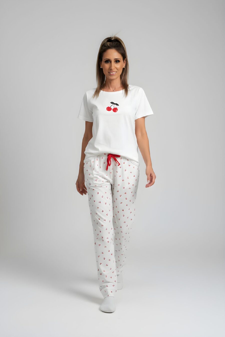 סט פיג'מה עם הדפס דובדבנים